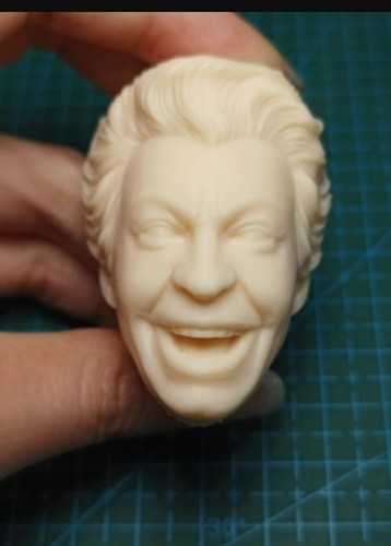 Head model laughing clown - head,